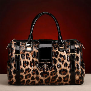 AIDRANI กระเป๋าถือแฟชั่นลาย สำหรับผู้หญิง กระเป๋าหนังแท้ ผู้ชาย ยุโรป กระเป๋าบอสตันพาดลำตัว หรูหรา มีแบรนด์ พาดลำตัว หรูหรามีแบรนด์