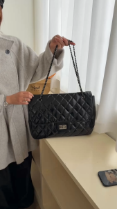 Korean Diamond Chain Small Incense Wind Large Capacity Large Underarm Shoulder Bag Tote