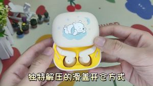 Disney C27 TWS หูฟังบลูทูธไร้สายมินิสปอร์ตเกมมิ่ง หูฟังบลูทูธกันเสียงรบกวนกันน้ำพร้อมกล่องชาร์จ มีไมโครโฟนรองรับการโทรวิดีโอ IOS Android ทั่วไป