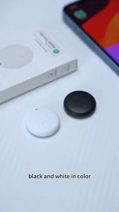 Smart Key Finder Item Locator with Keychain Anti-Lost Device Wireless GPS Tracker Air Tags for Find My (iOS Only) for Keys Luggage Suitcase Pets and Kids Loud Beep Worldwide Tracking Replaceable Battery