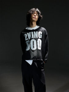 เสื้อสเวตเตอร์คอกลมแขนยาวหลวมสไตล์ปunks ทรงหลวม ไม่มีหัวเข็มขัด ลายพิมพ์ดิจิตอล แฟชั่นฤดูใบไม้ผลิและฤดูใบไม้ร่วงสำหรับผู้ชาย