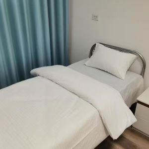 Bộ Ba Món Chăn Ga Gối Dày Dặn Chống Khuẩn Cho Bệnh Viện Nhà Dưỡng Lão Phòng Vệ Sinh Chất Liệu Polyester Thẳng Không Dùng Một Lần