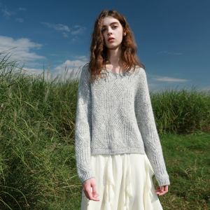 3COLOUR·S | Spring Lace Hollow V-Neck Oversized Raglan Sweater