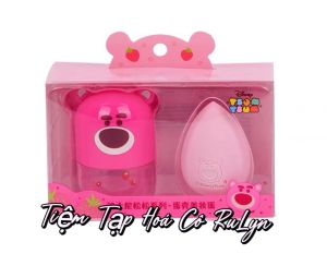 Mút trang điểm Miniso hình giọt nước màu hồng hoạ tiết Gấu Lotso công dụng kép sử dụng cả khô và ướt ( Hàng Có Sẵn)
