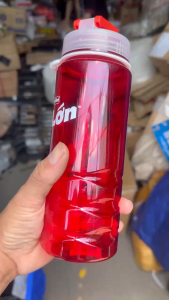 Bình nước cao cấp Duy Tân 700mL của Nescafe Màu Ngẫu Nhiên
