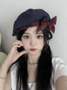 Versatile Beret Hat: A Stylish Choice for Women's Spring & Autumn Travel