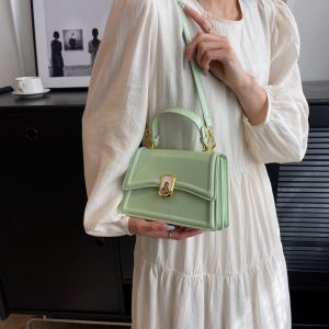 IELGY korean style high-end western style lock shoulder bag women