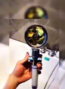 Bát sen tăng áp tăng áp canh quạt có lõi lọc nước đầu xoay 360 độ có nút nhấn stop VHS13 tặng kèm dây sen inox và đế cài