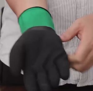 ถุงมือเคลือบยาง ถุงมือทำงาน แพ็ค12คู่-พร้อมส่ง-