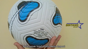 Bola Sepakbola Size 5 Original Import Bahan Kulit PU Embos Bola Sepak Kualitas Terbaik