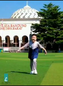 Setelan Pakaian Anak Laki-Laki Model Motif Baju Muslim Koko Qais Lengan Pendek Usia 1-12 Tahun