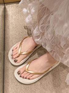 RUNROU | Non-slip Extremely Comfortable Flip Flops for Women