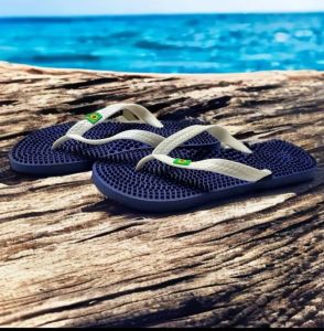 adi fashionable summer2024 anti-slip massage suppers formen 5280-10Mens beach massage rubber slippers are functional slippers specially designed for men.It is made of high-quality rubber material has good elasticity and wear resistance and can adapt to
