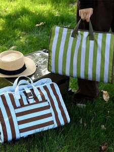 Large Capacity Foldable Travel Luggage Storage Bag Cosmetic Toiletry Bag Organizer for Home And Travel Storage Solutions