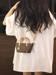 Elegant Retro Handbag Womens Commuter Basket Bag Shoulder Handheld Crossbody Soft PVC British Style Leisure Casual Bag