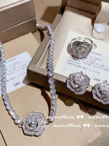 Vòng Cổ Ngọc Bích Hoa Hồng Phong Cách La Mã Đính Kim Cương Đầy Đủ Màu Vàng Mạ 18K Vòng Tay Và Đôi Tai Trang Sức Thời Trang Ngọt Ngào