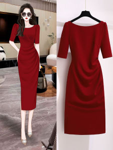 ชุดเดรสสีแดงเอวสูง ทรงเข้ารูป แขนพอง กระโปรงทรงเอ ผ้าโพลีเอสเตอร์ 95% ยางยืด 5% สำหรับผู้หญิงวัย 25-29 ปี