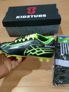 KIDZTUBS Paket Komplit Sepatu Bola Anak Usia 6-10 Tahun