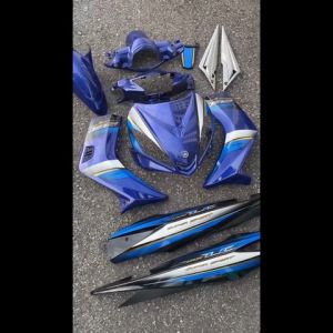 COVERSET BODYSET YAMAHA LC LC135 V1 BIRU GOLD ORIGINAL HONG LEONG YAMAHA HLY STRIPE SIAP TAMPAL