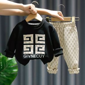 ชุดแฟชั่นฤดูใบไม้ร่วงสำหรับเด็ก ชุดสองชิ้น เสื้อผ้าเด็กชายและเด็กหญิง ลำลอง ระดับความปลอดภัย a ลายการ์ตูน