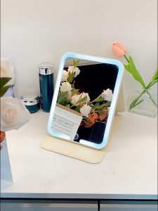 กระจกแต่งหน้าพร้อมไฟ LED แบบพับ หนัง PU ลายวินเทจน่ารัก 💖 พร้อมส่งจากไทย