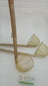 Vợt trụng hủ tiếu phở loại tốt sài bền cán tre