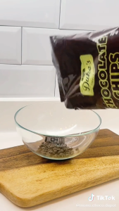 DARK SWEET CHOCOLATE CHIPS 1KG