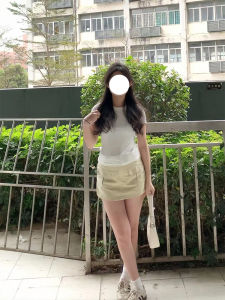 Áo Thun Nữ Dáng Ôm Tay Ngắn Mùa Xuân Hè 2025 Phong Cách Mới Thường Ngày Cổ Tròn in Họa Tiết Chất Liệu Cotton