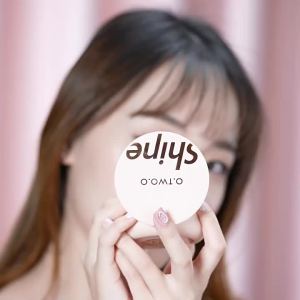 ✨Moisturizing Natural Finish Waterproof Sweat-Proof Long-Lasting Fresh Skin Cushion BB Cream