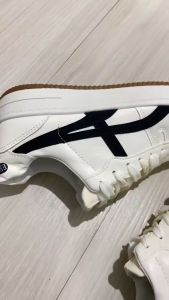 Sepatu Koleksi Wanita Sneakers Bahan Kulit PU Premium 326