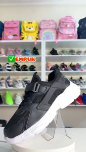 Sepatu sneakers anak laki-laki / sepatu sekolah anak sd import