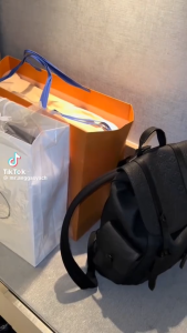 SelectedPro Spycam Powerbank H10 Plus: Kamera Mini Power Bank 10000MAH & Alat Mata Mata Canggih