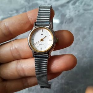 Đồng hồ nữ Noevir sang trọng dây thép second hand si nhật- đã qua sử dụng