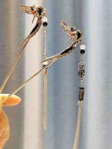 Elegant Chinese Calligraphy Crane Tassel Hairpin Womens Lotus Step-Rock Hairpin Retro Personality Hanfu Hair Accessories