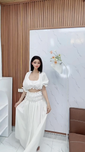 Set Váy Maxi Mặc 2 Kiểu Gồm Áo Croptop Tay Phồng Bo Chun + Chân Váy Dài Mặc Rời Chất Liệu Lụa Hàn