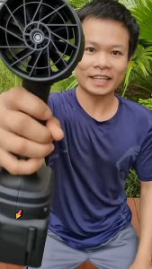 Máy Thổi Phản Lực Siêu Mạnh Thổi Bụi Lá Rác Động Cơ Lõi Đồng Sử Dụng Chân Pin Phổ Thông PIN Bền Bỉ Tiện Ích Cho Gia Đình