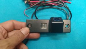 กล้องมองหลังตรง รุ่นtoyota fortuner HIACE ( 1993-2004) innovaของอยู่ไทยส่งไว ถามก่อนซื้อได้ตรงรุ่นแน่นอน