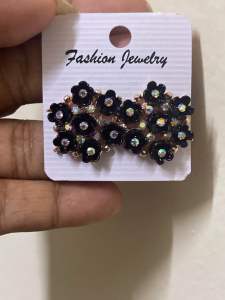 Stud Earrings Black Roses. Elegant look 🤩