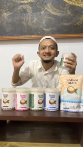 Garam Ajaib Khusus Penarik Rezeki 700gr - untuk Kesehatan & Terapi Tubuh – Garam Ruqyah Alami Toples | Salt Herbal Penyembuhan & Relaksasi | Garam Ruqiyah Garam Ruqiah garam rukyah