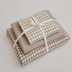Minimalist Check Student Dormitory Bedding Set Soft Touch Loka Cotton