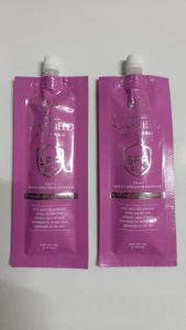Belle Glow Premium Sunshield Gel Cream SPF60 Sunscreen for Sensitive Skin Broad-Spectrum UVA&UVB Protection Brightens Skin Tone Prevents Skin Aging