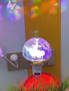 E27 Disco Ball Light Decoration Rotating Crystal Magic Ball LED Stage Light Bulb 6W RGB Colorful Rot Lamp for Disco Party DJ Christmas Effect
