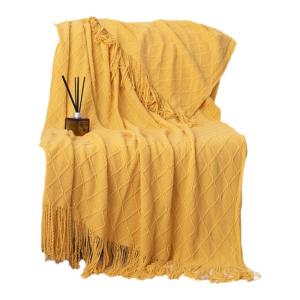 Red Christmas Sofa Blanket Warm Modern Style Acrylic Knitted Throw Blanket for Wedding Gifts Home Decor All Seasons Use