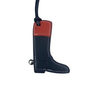 เครื่องรางรองเท้าบู๊ทหนังบล็อคสีช่างฝีมือ - จี้ประดับกระเป๋าเกรนด้านบนทำด้วยมือ