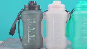 Collapsible 64oz/2L Water Bottle with Handle & Straw Large Capacity Silicone Foldable Water Bottle Sports Water Cup Outdoors