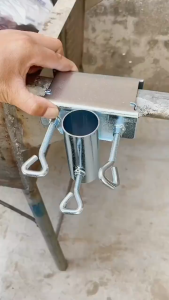 คลิปหนีบร่ม แคลมป์ตั้งร่ม สำหรับการติดตั้งภายนอกอาคาร สามารถเปลี่ยนตำแหน่งได้อย่างง่ายดาย - ติดตั้งอย่างง่าย