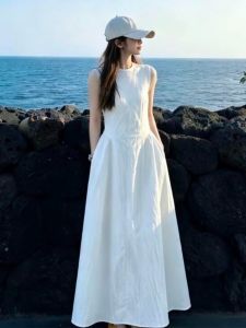White Sleeveless Elegant Summer Dress