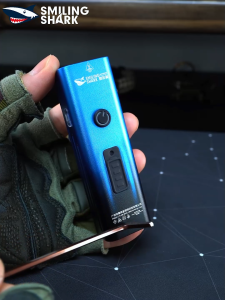 ไฟ LED ไฟจักรยาน QX7142ฉลามยิ้มแบบ4โหมดไฟขี่จักรยานกลางคืนด้านนอกไฟจักรยานเหนี่ยวนำ Rechargeable18650แบบไฟจักรยานกันน้ำทนทานเป็นพิเศษ