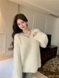 Áo Len Nhung Trắng Cho Nữ Dáng Rộng Thoải Mái Mùa Đông Thiết Kế Mới Mặc Trong Màu Trắng Áo Len Dệt Kim Mềm Mại Thoải Mái