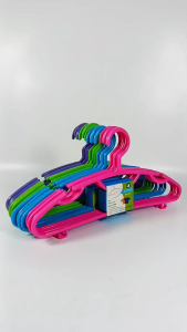 ไม้แขวนเสื้อ(5ชิ้น/แพ็ค) ไม้แขวนผู้ใหญ่ ไม้แขวน พลาสติกหนา 6 มิล สีหวาน